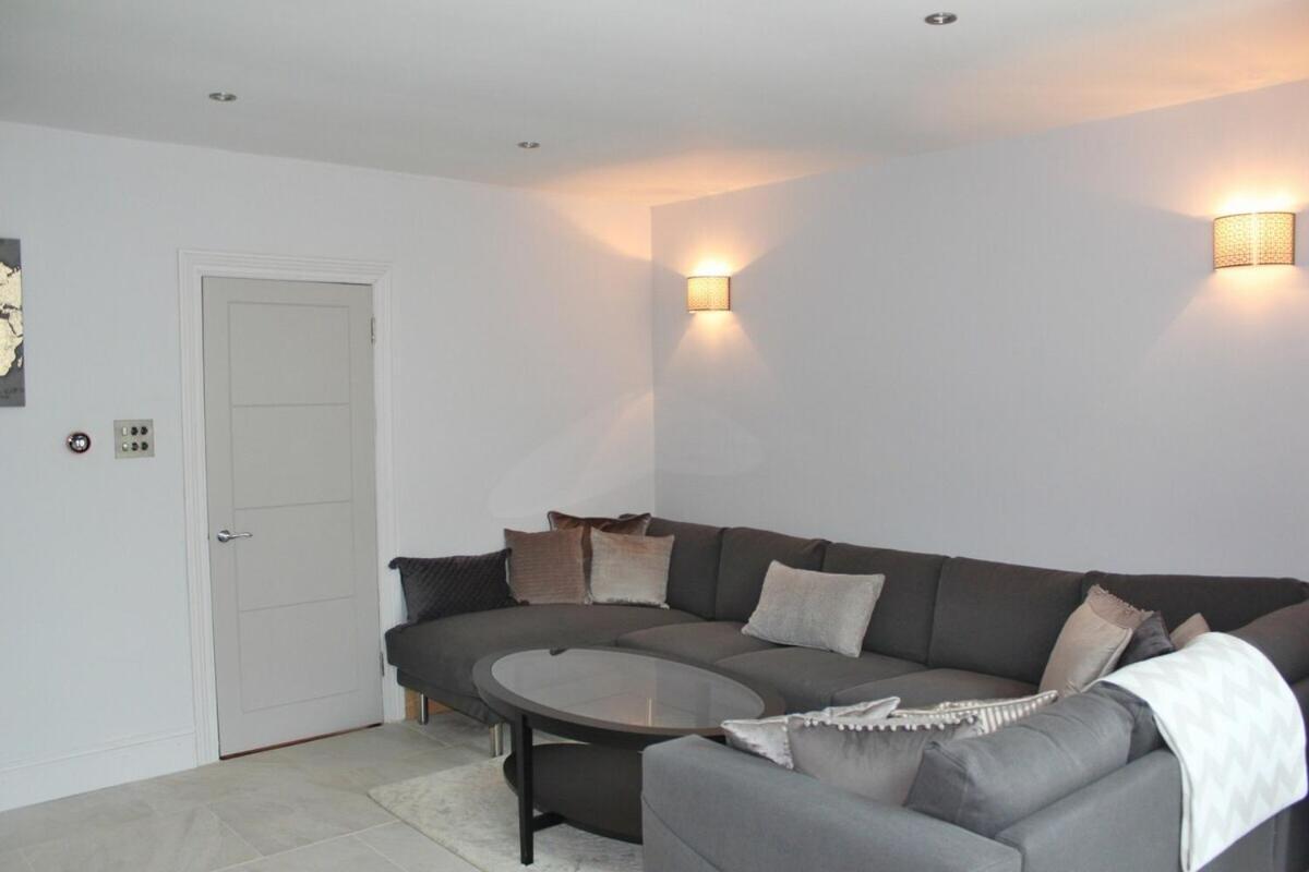 ※ Lovely House- With Parking ※ Vakantiehuis *